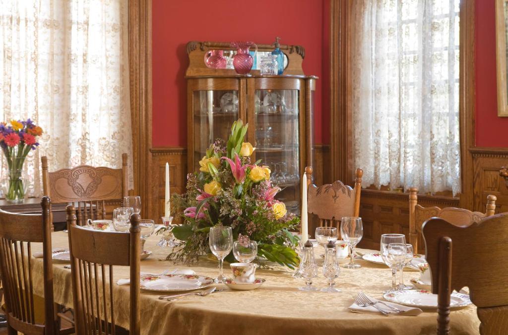 The Carriage House Inn B&B Lynchburg Eksteriør bilde
